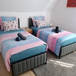 Landblick Apartment *